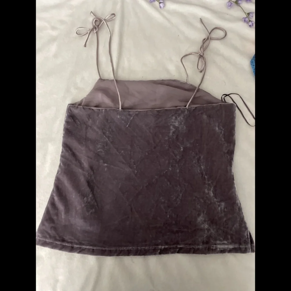 NWT $95 Cupcakes And Cashmere Janika Velvet Tank Top‎ Silver Mauve [ XS ]
